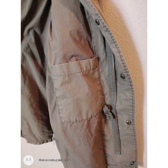 Gap army green jacket with hood - Picture 6 of 10